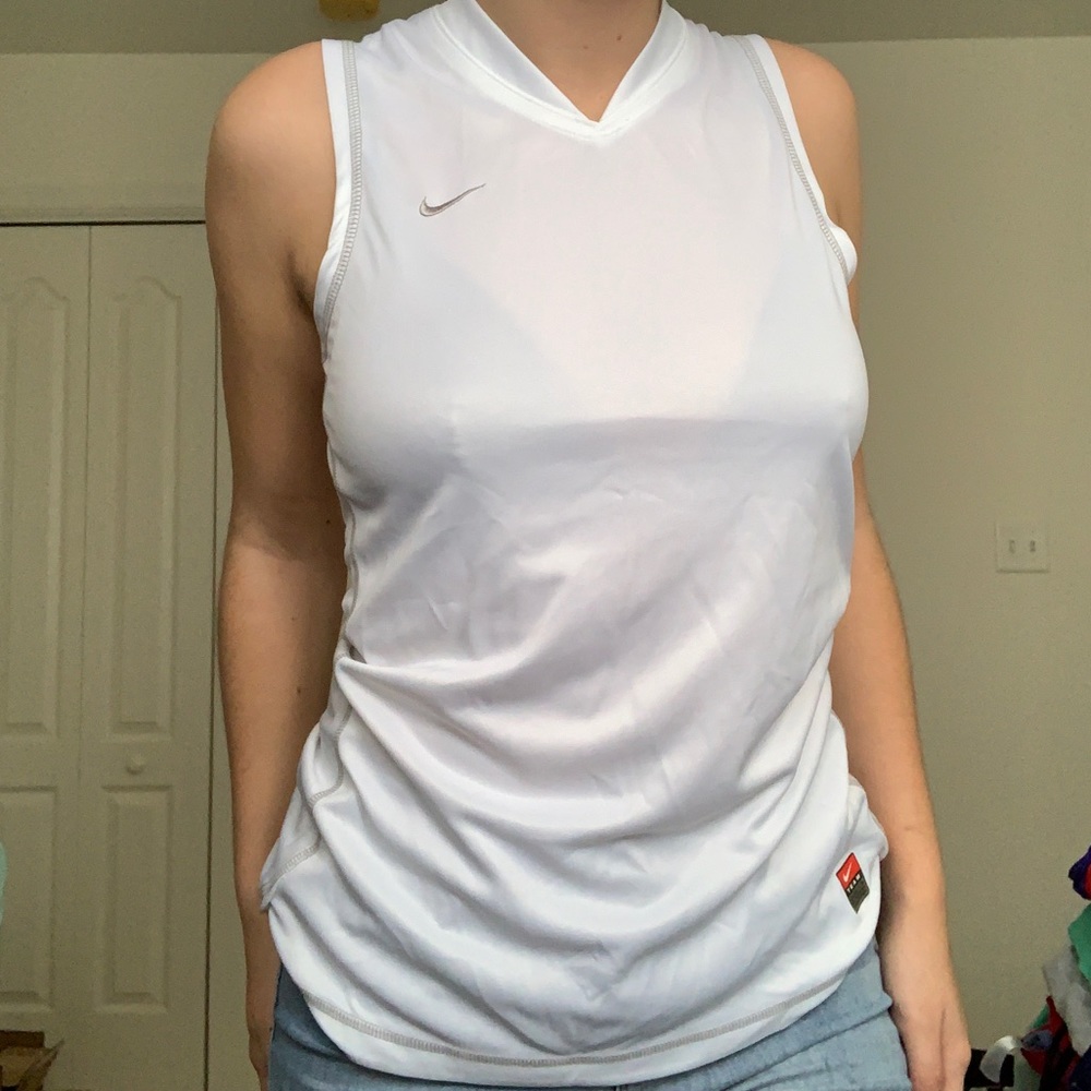 Nike Team FitDry Embroidered Swoosh Logo Tank